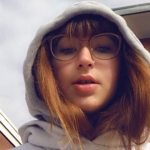 Meet your Posher, Lex